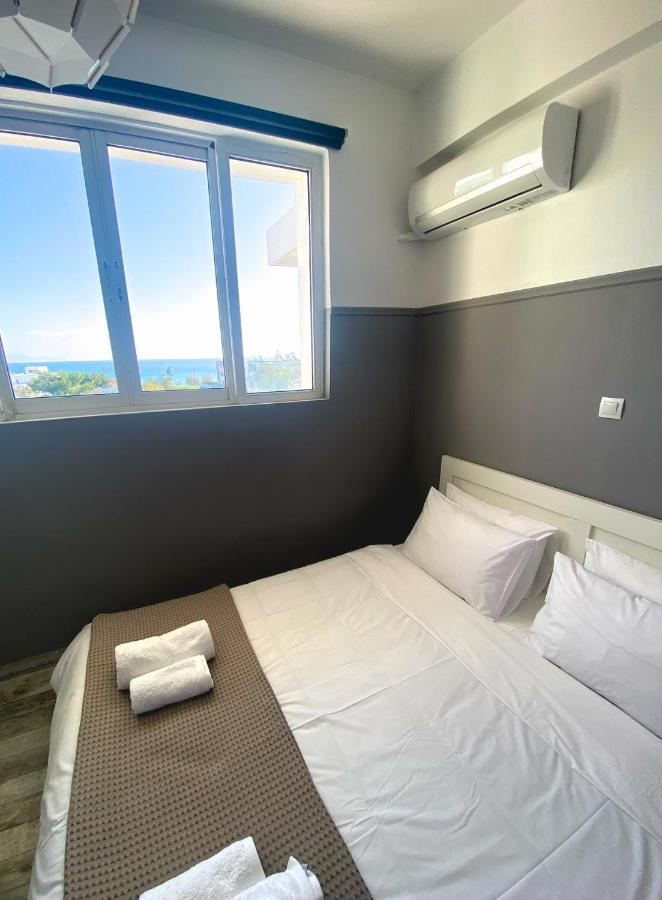 Emvi Apartments III Seaview Near Airport Artemida  Exterior foto