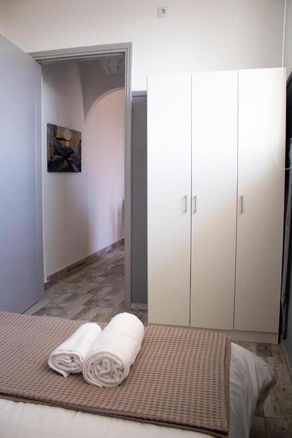 Emvi Apartments III Seaview Near Airport Artemida  Exterior foto